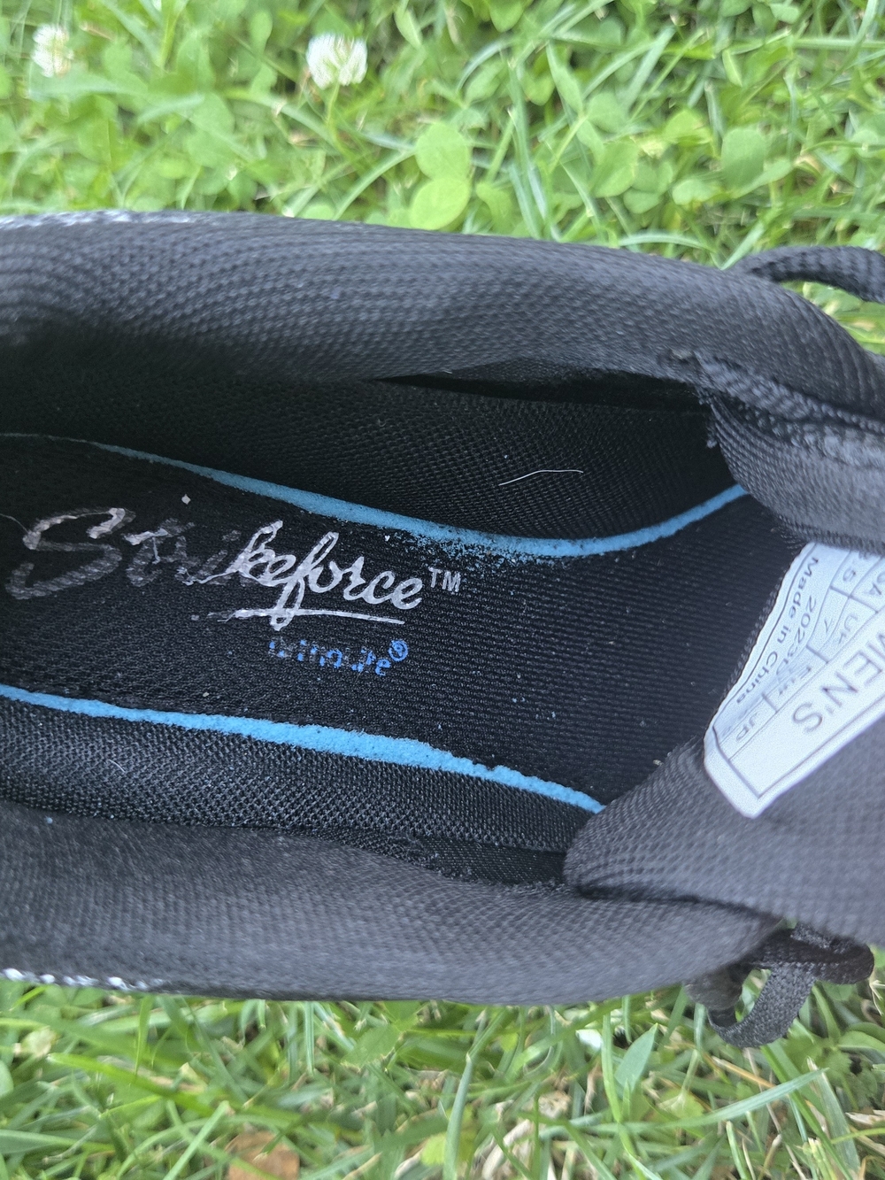 KR Strikeforce Captain Right Handed Mens Bowling Shoes - Picture 6 of 7